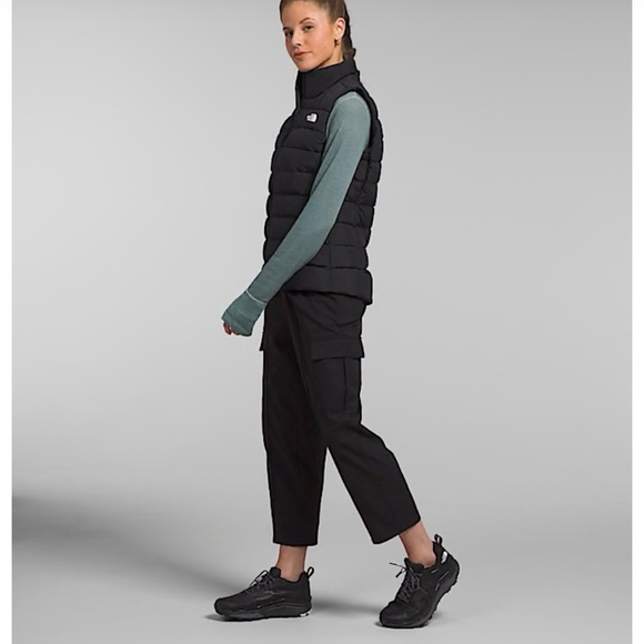 The North Face Aconcagua 3 Down Vest Black Size Large NWOT MSRP $180 - Picture 4 of 9